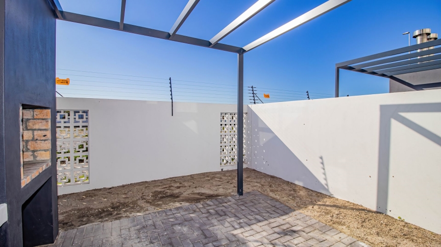 To Let 3 Bedroom Property for Rent in Sandown Western Cape